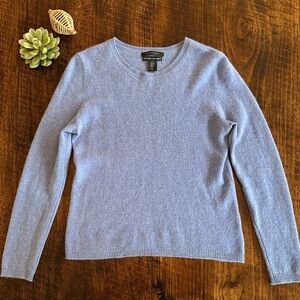 TAHARI | Pure Luxe 100% Cashmere Blue Crewneck Sweater, Size M